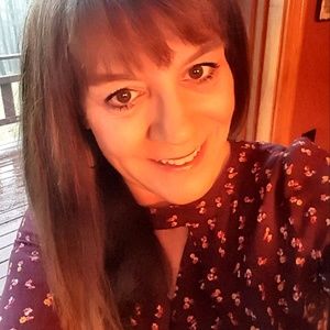 Meet your Posher, Wendy